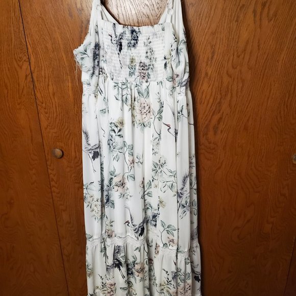 Torrid Runway Collection Ivory Floral Tiered Chiffon Maxi Dress - Picture 2 of 4